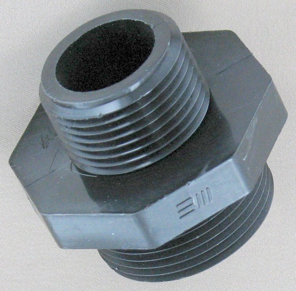 8972